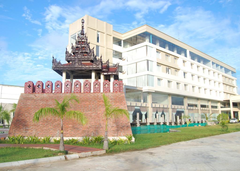 Man Myanmar Hotel Naypyidaw Екстер'єр фото