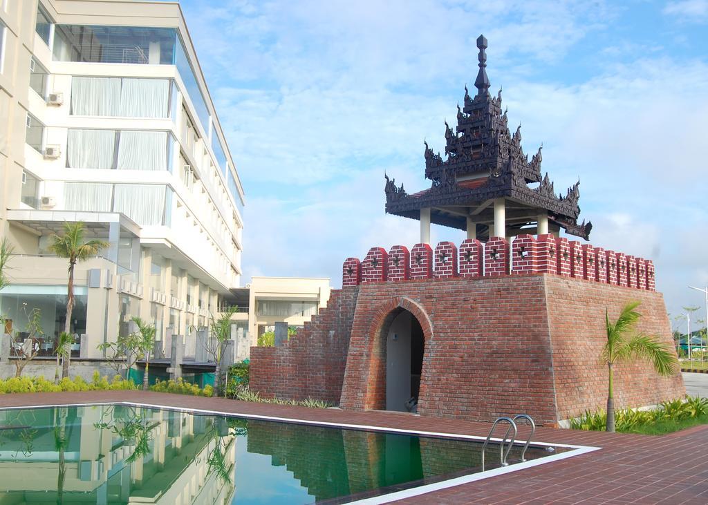 Man Myanmar Hotel Naypyidaw Екстер'єр фото