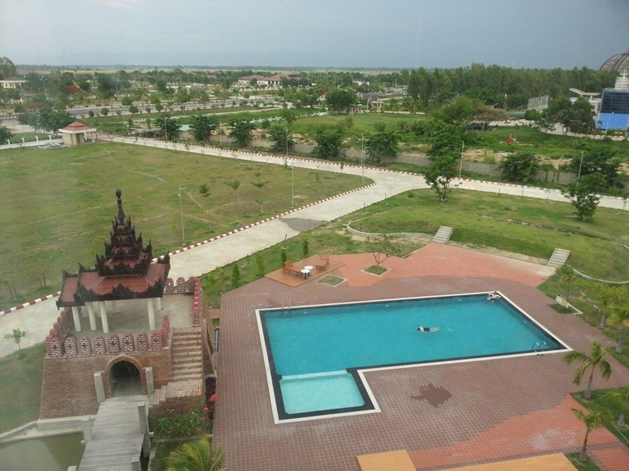 Man Myanmar Hotel Naypyidaw Екстер'єр фото