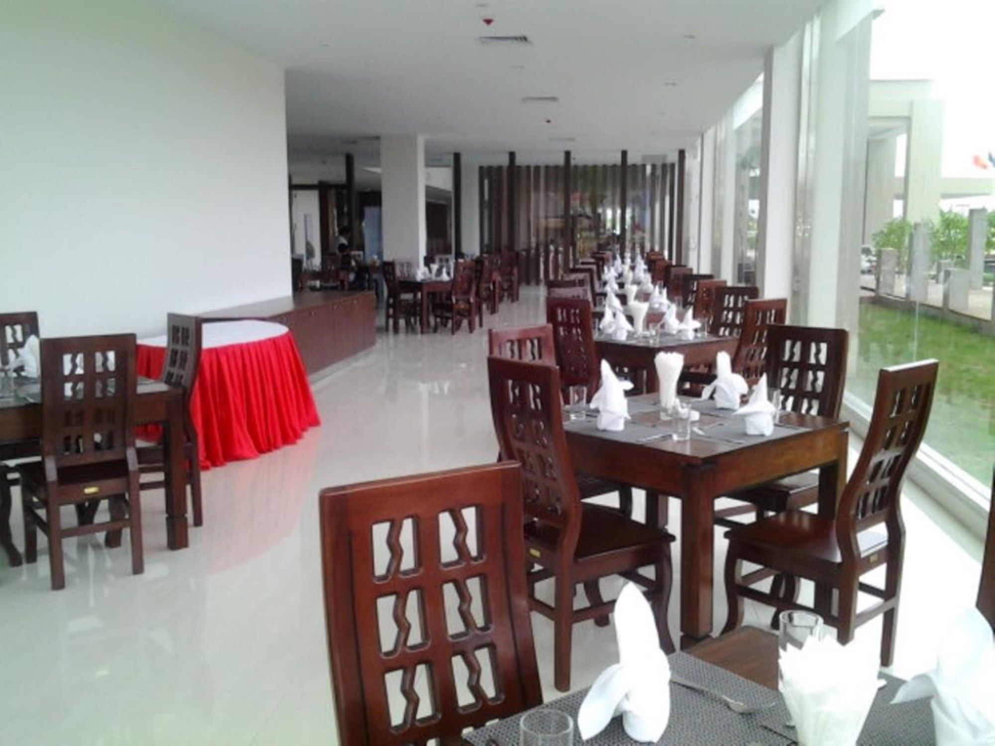 Man Myanmar Hotel Naypyidaw Екстер'єр фото