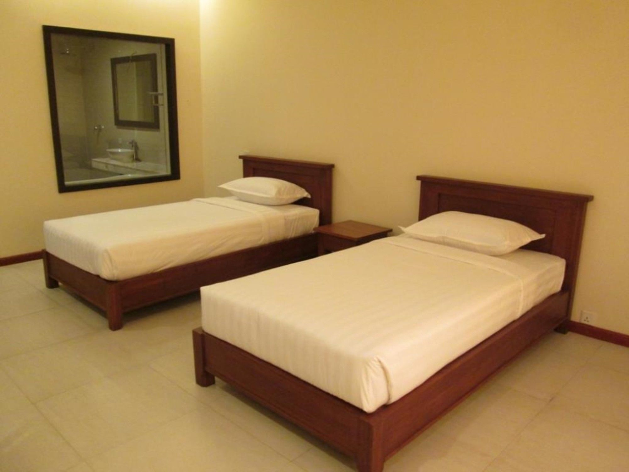Man Myanmar Hotel Naypyidaw Екстер'єр фото