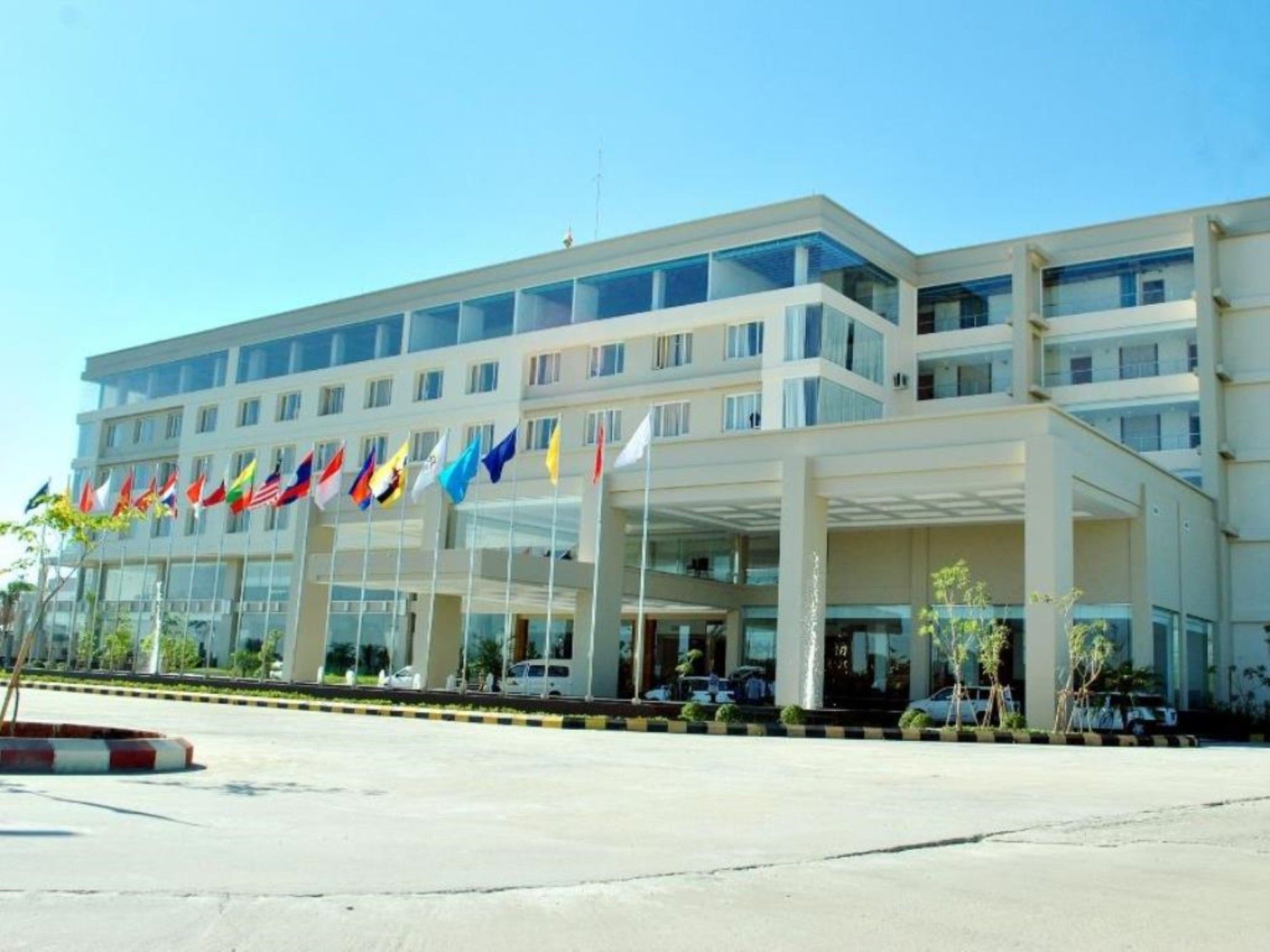 Man Myanmar Hotel Naypyidaw Екстер'єр фото