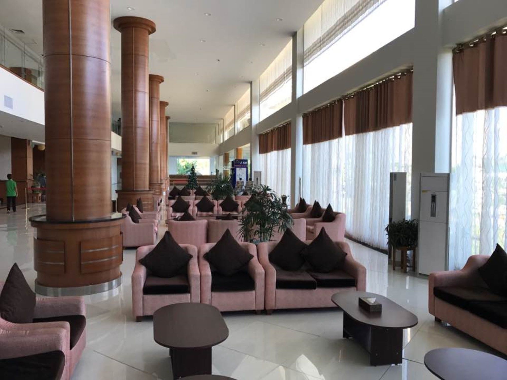 Man Myanmar Hotel Naypyidaw Екстер'єр фото